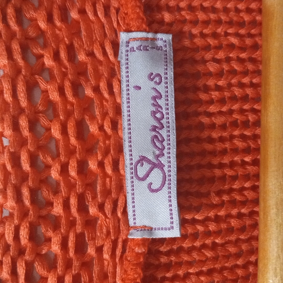 Sharon's knitted top - Picture 2 of 3